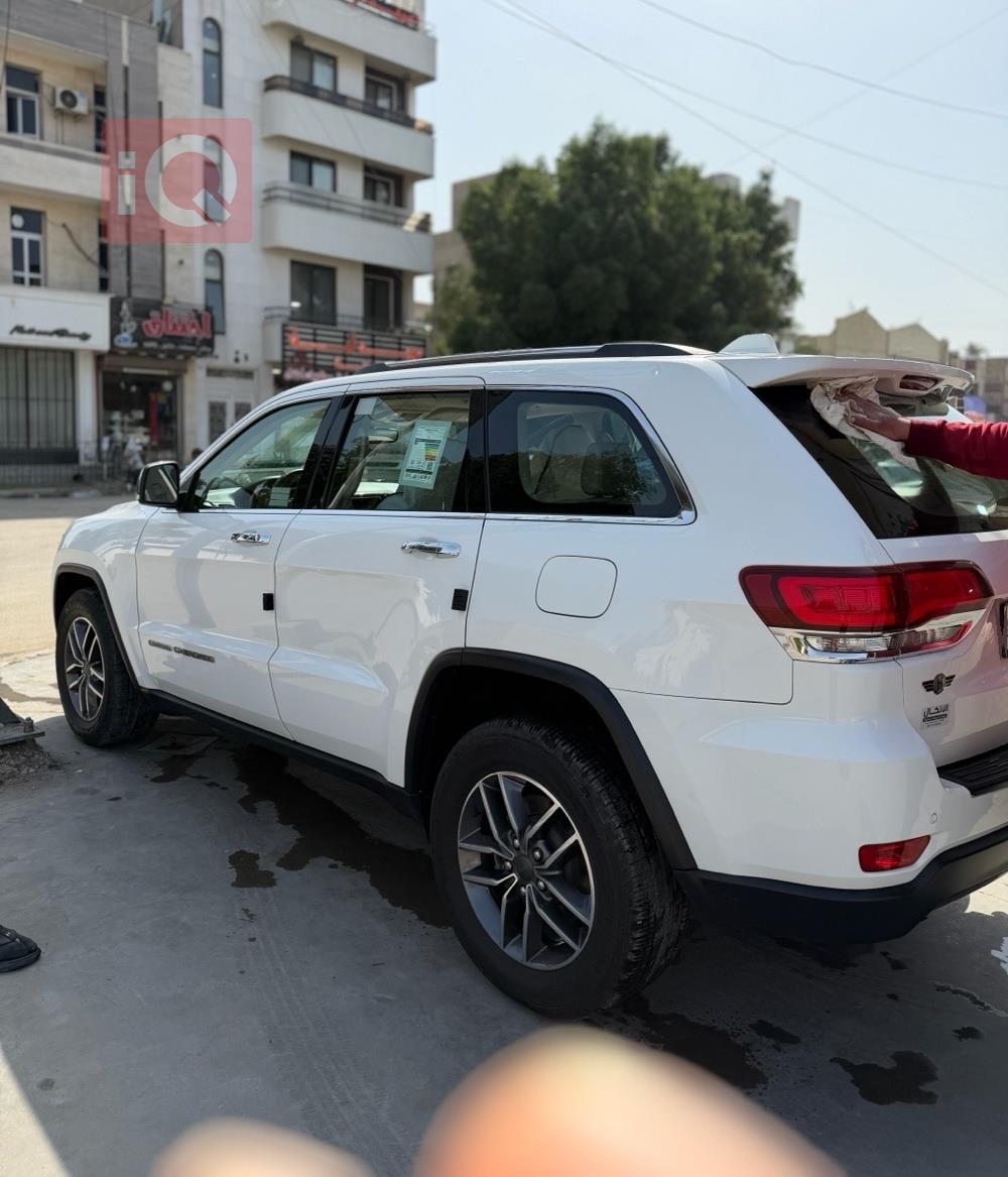 جيب جراند شيروكي